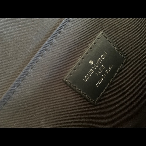 Louis Vuitton messenger bag - Picture 6 of 7